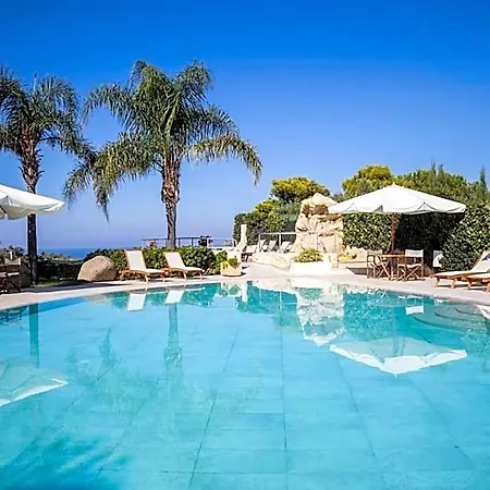 Hotel L' Arcobaleno 3*