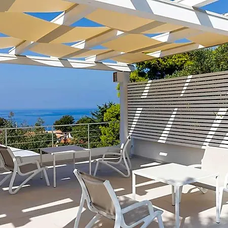 L' Arcobaleno 3* Capo Vaticano