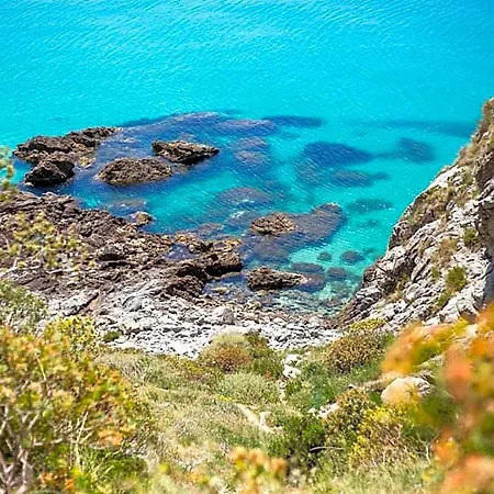 L' Arcobaleno 3* Capo Vaticano